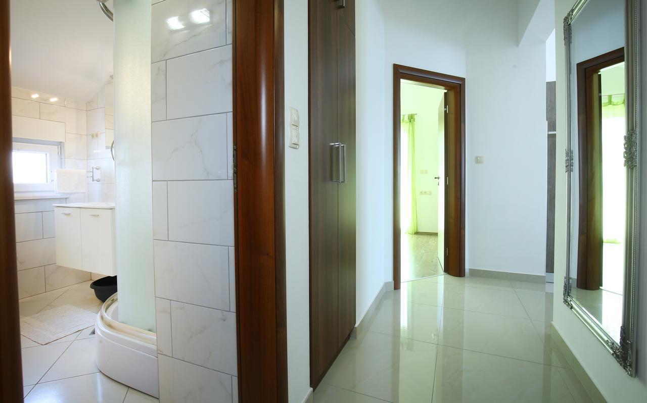 Apartments Nemira Exclusive Omiš Δωμάτιο φωτογραφία